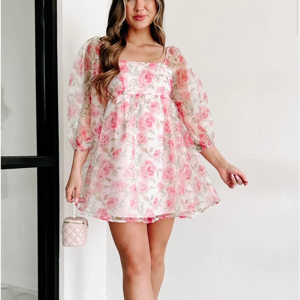 Babydoll floral mini dress